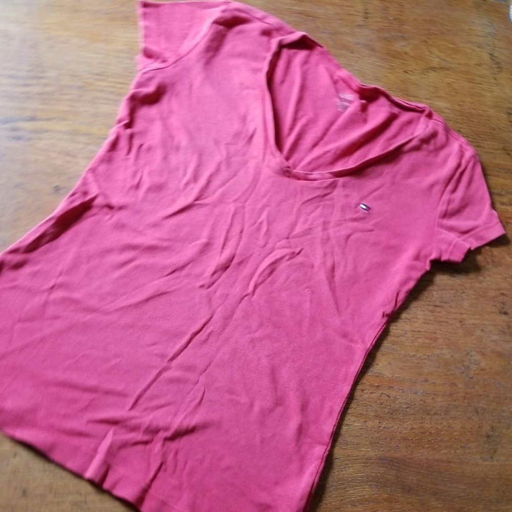 Used Tommy Hilfiger womens vneck tshirt